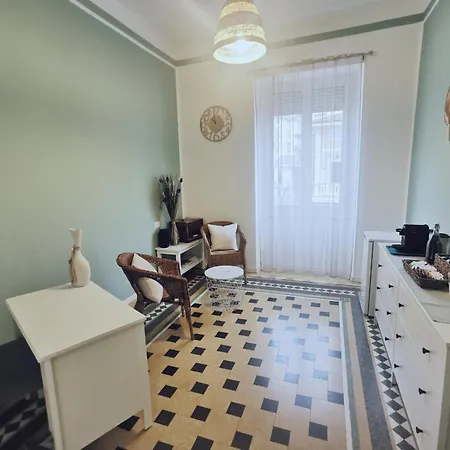 Гостевой дом Ridi Che Ti Passa Алассио