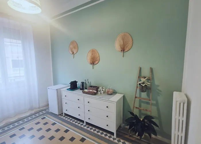 Ridi Che Ti Passa Affittacamere Alassio